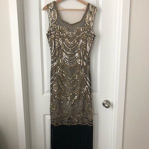 Black and Gold 1920s Flapper Dress Size Medium